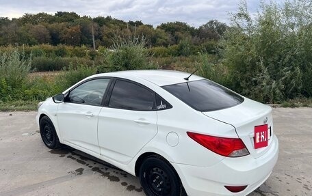 Hyundai Solaris II рестайлинг, 2014 год, 470 000 рублей, 2 фотография