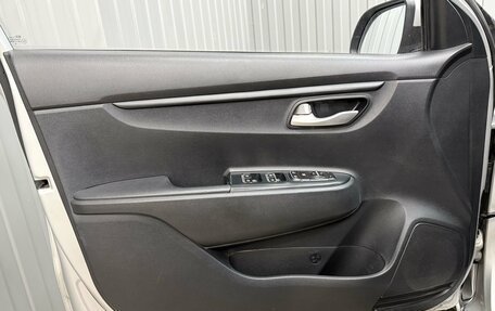 KIA Rio IV, 2019 год, 1 051 000 рублей, 12 фотография