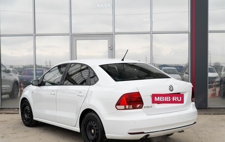 Volkswagen Polo VI (EU Market), 2016 год, 850 000 рублей, 2 фотография