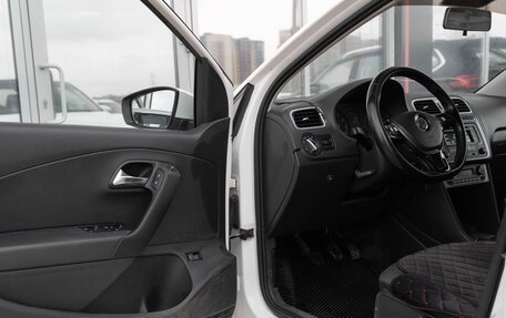 Volkswagen Polo VI (EU Market), 2016 год, 850 000 рублей, 14 фотография