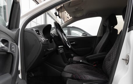 Volkswagen Polo VI (EU Market), 2016 год, 850 000 рублей, 16 фотография