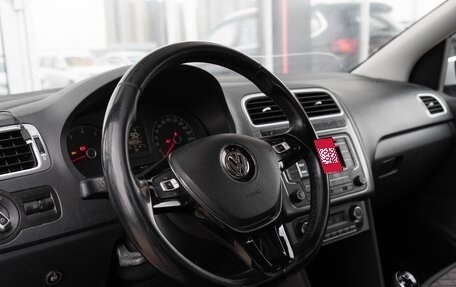 Volkswagen Polo VI (EU Market), 2016 год, 850 000 рублей, 15 фотография