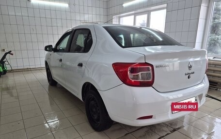 Renault Logan II, 2018 год, 450 000 рублей, 6 фотография