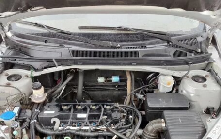 Lifan X60 I рестайлинг, 2015 год, 635 000 рублей, 8 фотография