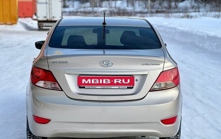 Hyundai Solaris II рестайлинг, 2011 год, 593 000 рублей, 7 фотография