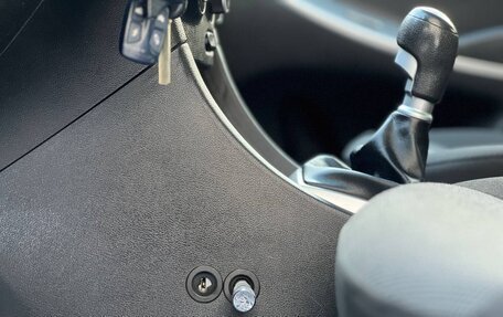 Hyundai Solaris II рестайлинг, 2011 год, 593 000 рублей, 27 фотография