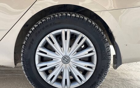 Hyundai Solaris II рестайлинг, 2011 год, 593 000 рублей, 29 фотография