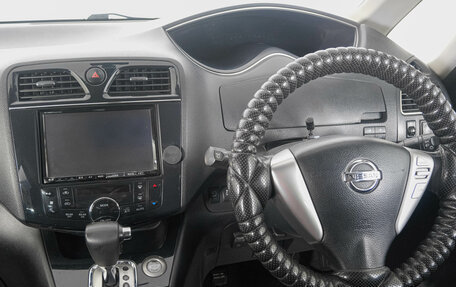 Nissan Serena IV, 2012 год, 1 379 000 рублей, 16 фотография