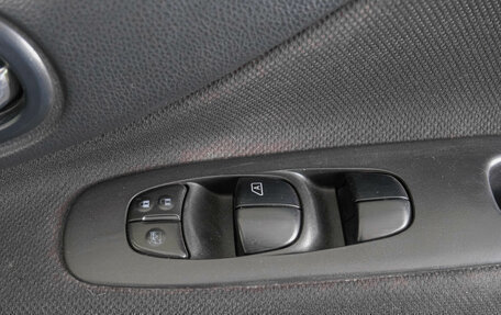 Nissan Serena IV, 2012 год, 1 379 000 рублей, 26 фотография