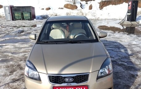 KIA Rio II, 2010 год, 400 000 рублей, 1 фотография
