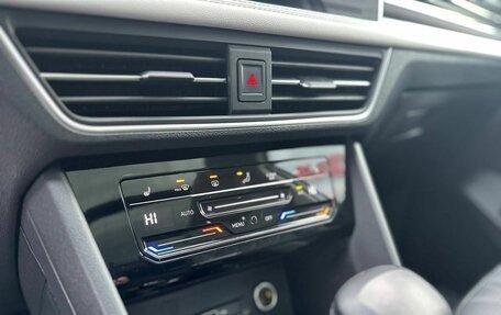 Volkswagen Tiguan II, 2024 год, 4 200 000 рублей, 18 фотография