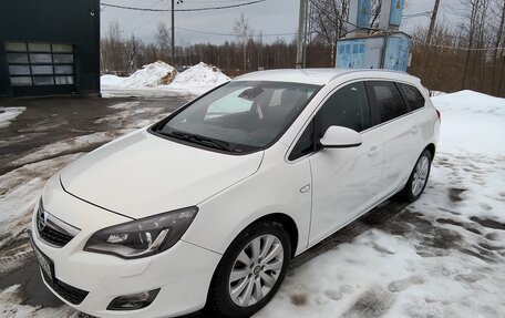 Opel Astra J, 2011 год, 850 000 рублей, 6 фотография