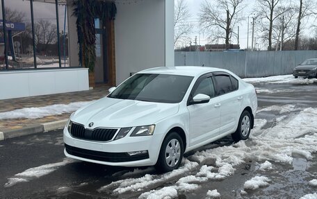 Skoda Octavia, 2019 год, 1 499 999 рублей, 2 фотография