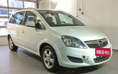 Opel Zafira B, 2012 год, 799 000 рублей, 2 фотография