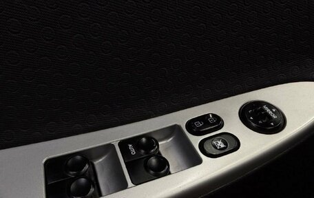 Hyundai Solaris II рестайлинг, 2011 год, 689 999 рублей, 12 фотография