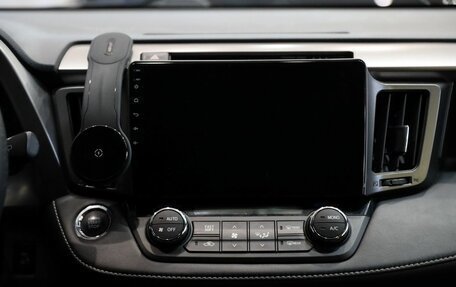 Toyota RAV4, 2019 год, 3 100 000 рублей, 15 фотография