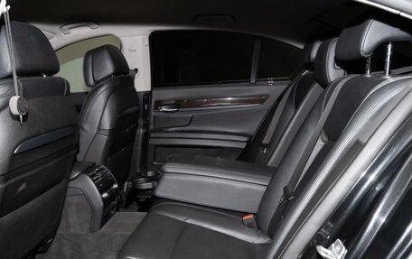 BMW 7 серия, 2013 год, 2 190 000 рублей, 9 фотография