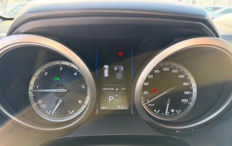 Toyota Land Cruiser Prado 150 рестайлинг 2, 2014 год, 3 500 000 рублей, 20 фотография