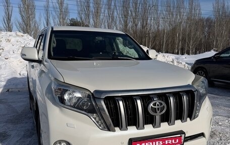 Toyota Land Cruiser Prado 150 рестайлинг 2, 2014 год, 3 500 000 рублей, 9 фотография