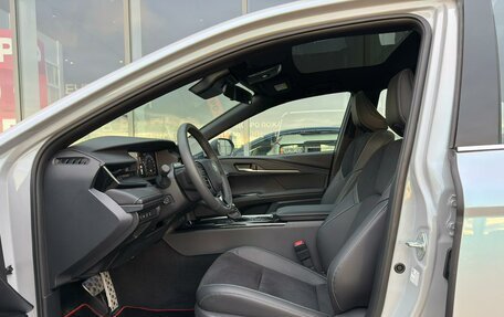 Toyota Camry, 2025 год, 4 990 000 рублей, 13 фотография