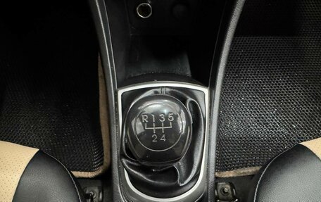 Hyundai Solaris II рестайлинг, 2011 год, 848 000 рублей, 11 фотография