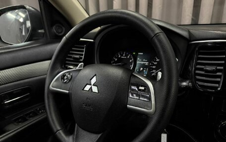 Mitsubishi Outlander III рестайлинг 3, 2012 год, 1 199 999 рублей, 8 фотография