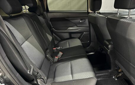 Mitsubishi Outlander III рестайлинг 3, 2012 год, 1 199 999 рублей, 14 фотография