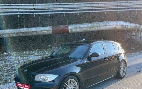 BMW 1 серия, 2005 год, 850 000 рублей, 2 фотография