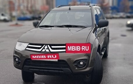 Mitsubishi Pajero Sport II рестайлинг, 2015 год, 1 800 000 рублей, 5 фотография
