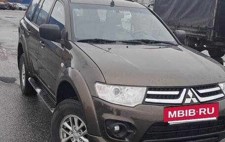 Mitsubishi Pajero Sport II рестайлинг, 2015 год, 1 800 000 рублей, 12 фотография