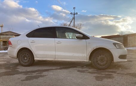 Volkswagen Polo VI (EU Market), 2015 год, 579 000 рублей, 2 фотография