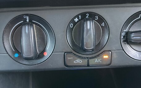 Volkswagen Polo VI (EU Market), 2015 год, 579 000 рублей, 30 фотография