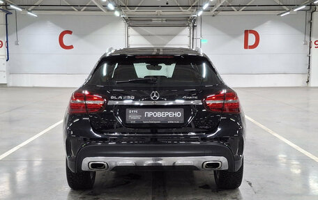 Mercedes-Benz GLA, 2018 год, 2 999 000 рублей, 6 фотография