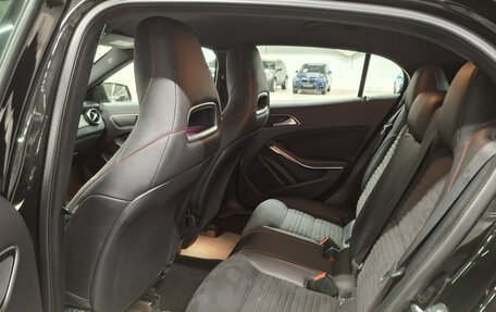 Mercedes-Benz GLA, 2018 год, 2 999 000 рублей, 12 фотография