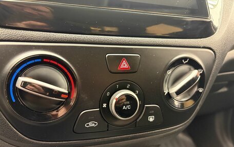 Hyundai Solaris II рестайлинг, 2018 год, 1 164 000 рублей, 10 фотография