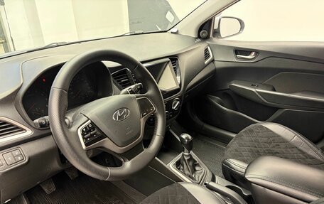 Hyundai Solaris II рестайлинг, 2018 год, 1 164 000 рублей, 13 фотография