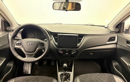 Hyundai Solaris II рестайлинг, 2018 год, 1 164 000 рублей, 12 фотография