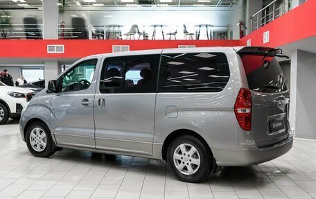 Hyundai Grand Starex Grand Starex I рестайлинг 2, 2012 год, 1 390 000 рублей, 4 фотография