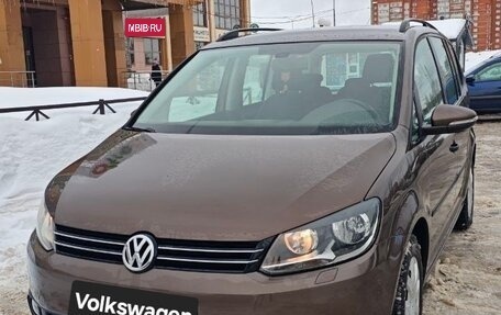 Volkswagen Touran III, 2012 год, 1 200 000 рублей, 1 фотография