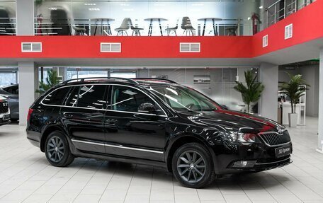 Skoda Superb III рестайлинг, 2013 год, 1 355 000 рублей, 3 фотография