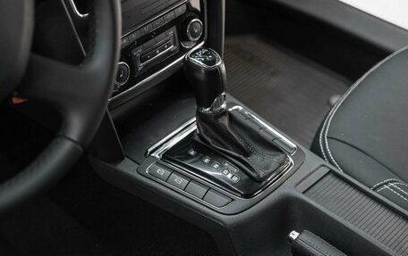 Skoda Superb III рестайлинг, 2013 год, 1 355 000 рублей, 8 фотография