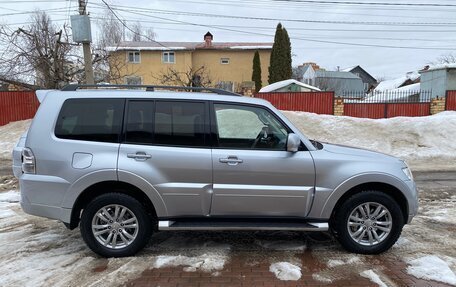 Mitsubishi Pajero IV, 2014 год, 2 995 000 рублей, 6 фотография