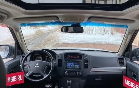 Mitsubishi Pajero IV, 2014 год, 2 995 000 рублей, 2 фотография