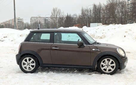 MINI Hatch, 2010 год, 950 000 рублей, 6 фотография