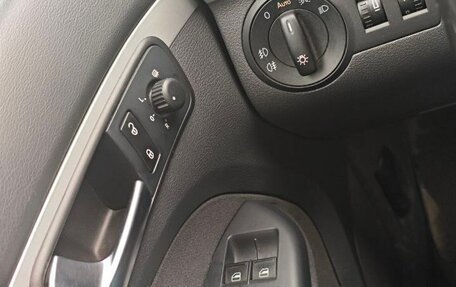 Volkswagen Touran III, 2012 год, 1 200 000 рублей, 10 фотография