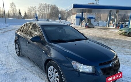 Chevrolet Cruze II, 2010 год, 550 000 рублей, 10 фотография