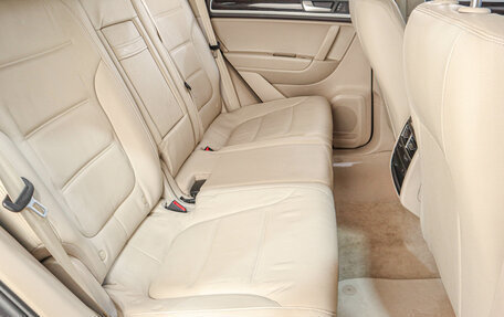 Volkswagen Touareg III, 2011 год, 1 629 000 рублей, 18 фотография