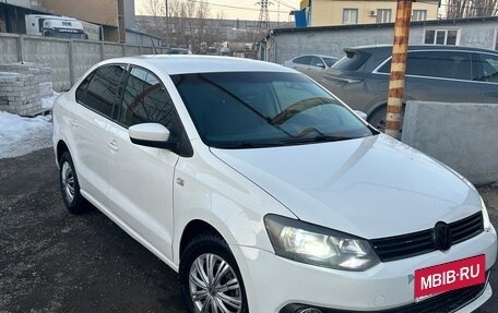Volkswagen Polo VI (EU Market), 2012 год, 800 000 рублей, 1 фотография