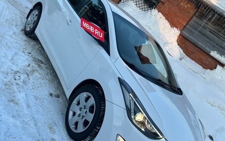 Hyundai Elantra V, 2013 год, 830 000 рублей, 3 фотография