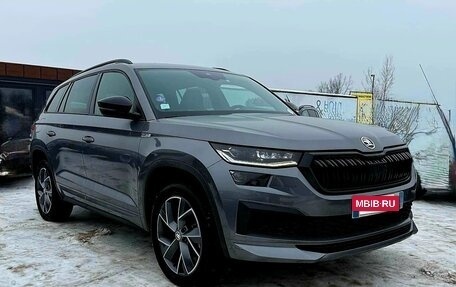 Skoda Kodiaq I, 2023 год, 2 800 000 рублей, 5 фотография